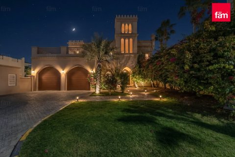Villa Palm Jumeirah, Dubaijā, AAE 4 istabas, 468.8 m2 Nr. 696950 - attēls 2