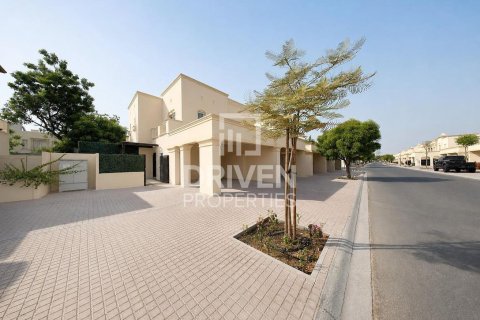 Vilă de închiriat în The Springs, Dubai, EAU 2 dormitoare, 241.08 mp. №745328 - poză 2