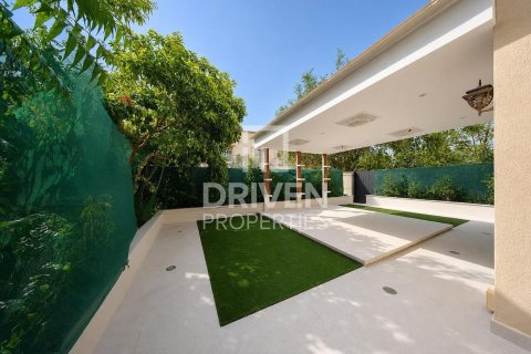 Vilă de închiriat în The Springs, Dubai, EAU 2 dormitoare, 241.08 mp. №745328 - poză 16