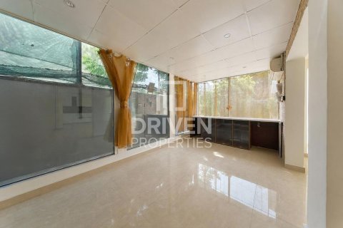 Vilă de închiriat în The Springs, Dubai, EAU 2 dormitoare, 241.08 mp. №745328 - poză 9