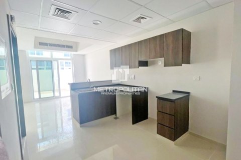 Városi lakóépület itt: DAMAC Hills (Akoya by DAMAC), Dubai, EAE, 4 hálószoba, 167 m², azonosító: 663625 - fénykép 3