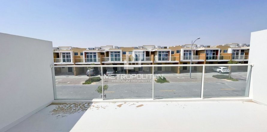 Városi lakóépület itt: DAMAC Hills (Akoya by DAMAC), Dubai, EAE, 4 hálószoba, 167 m², azonosító: 663625