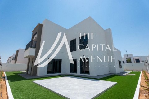 Villa in Al Shamkha, Abu Dhabi, UAE 5 bedrooms, 507.81 sq.m. № 762857 - photo 4
