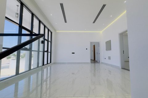 Villa sa Al Barsha, Dubai, UAE 4 silid-tulugan, 1393.55 sq.m. № 750222 - larawan 5