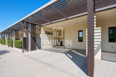 Villa in Dubai South (Dubai World Central), Dubai, UAE 3 bedrooms, 141.4 sq.m. № 765633