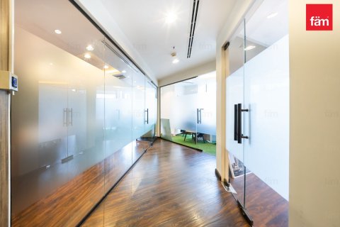 Bureau à vendre à  Business Bay, Dubai, EAU 174.8 m2 № 726809 - photo 19
