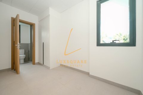 Вилла Al Furjan, Дубай, БАӘ-да 5 жатын бөлмелер, 624 м² № 726988 - фото 23