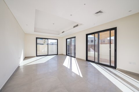 טאונהאוס למכירה ב Sharjah, איחוד האמירויות  4 חדרי שינה, 255.48 מ"ר, מספר 749308 - תמונה 3