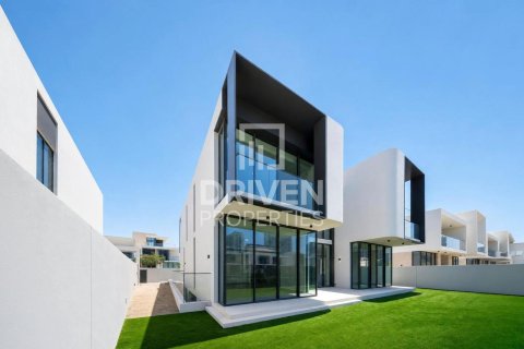 Vila di Dubai Hills Estate, UEA 5 kamar tidur, 666.21 m2 nomor 754193 - foto 26