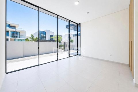 Vila di Dubai Hills Estate, UEA 5 kamar tidur, 666.21 m2 nomor 754193 - foto 11