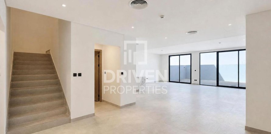Σπίτι σε Dubai Land, ΗΑΕ 3 υπνοδωμάτια, 232.63 τ.μ. Αρ. 754191