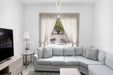 Villa itt: Al Reef, Abu Dhabi, EAE, 5 hálószoba, 273.32 m², azonosító: 761250 - fénykép 6