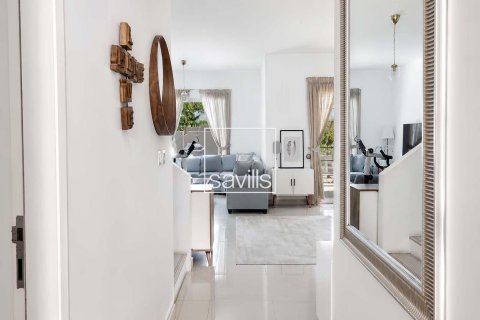 Villa itt: Al Reef, Abu Dhabi, EAE, 5 hálószoba, 273.32 m², azonosító: 761250 - fénykép 8