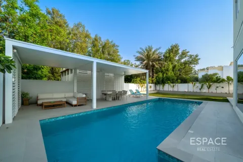 Vilë në Meadows, Dubai, Emiratet e Bashkuara Arabe 5 dhoma gjumi, 416 m2. № 737818 - Foto 19