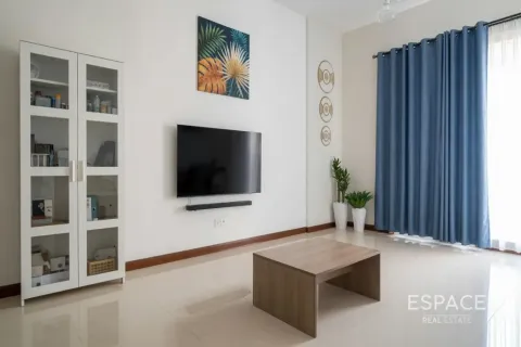 Huoneisto Jumeirah Village Circle, Dubai, Arabiemiraatit 1 makuuhuone, 99 m2 № 737806 - kuva 4