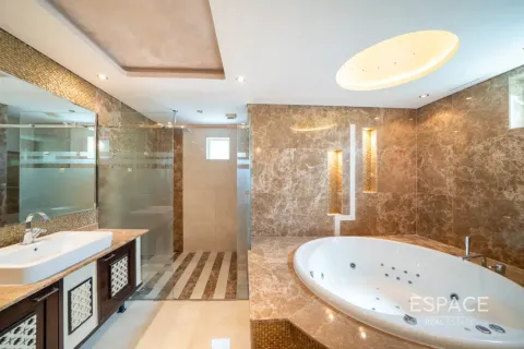 Vila v Jumeirah Islands, Dubai, SAE 5 ložnice, 520 m² Č.: 737805 - fotografie 11