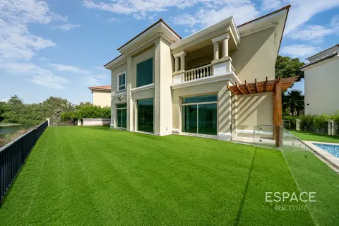 Vila v Jumeirah Islands, Dubai, SAE 5 ložnice, 520 m² Č.: 737805 - fotografie 3