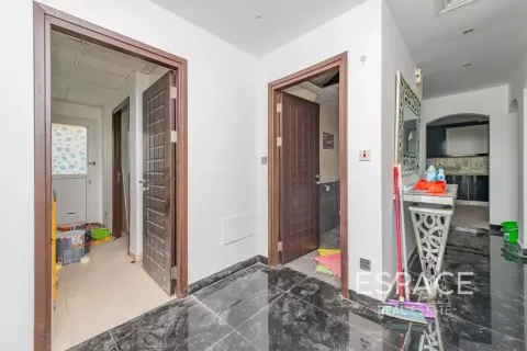 Vila v Meadows, Dubai, SAE 5 spální, 373 m2 č. 737804 - Fotografia 15