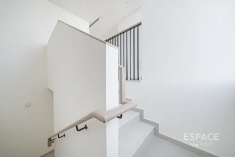 Townhouse til salg i Mudon, Dubai, UAE 3 soveværelser, 206 kvm № 737820 - foto 8