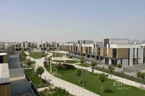 Townhouse în Mudon, Dubai, EAU 3 dormitoare, 206 mp.  №737820