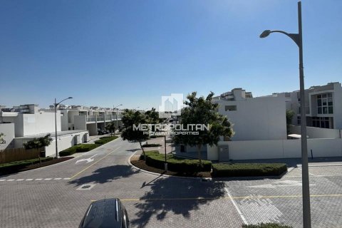 Radový dom v DAMAC Hills (Akoya by DAMAC), Dubai, SAE 3 spálne, 155 m2 č. 664300 - Fotografia 5