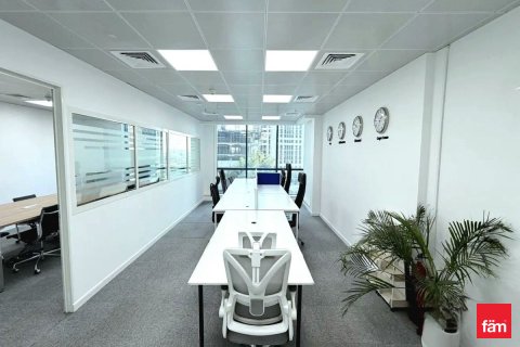 Toimisto Dubai, Arabiemiraatit 218.7 m2 № 717569 - kuva 2