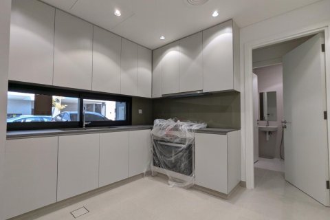 Māja Tilal City, Sharjahjā, AAE 3 istabas, 211.35 m2 Nr. 768691 - attēls 21