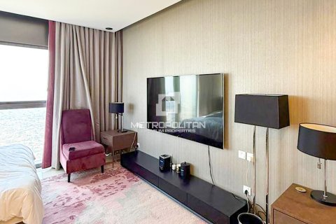 Apartment in Business Bay, Dubai, UAE 45 sq.m. № 730230 - photo 4