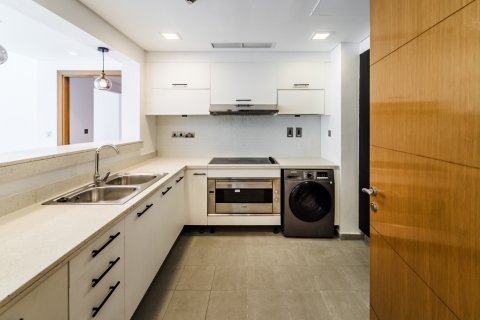 Apartman u Palm Jumeirah, Dubai, UAE 2 spavaćih soba, 161 m2 Br. 766114 - fotografija 8