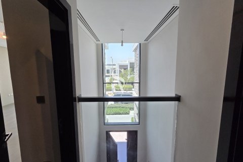 Vilë në DAMAC Hills (Akoya by DAMAC), Dubai, Emiratet e Bashkuara Arabe 7 dhoma gjumi, 519 m2. № 720213 - Foto 15