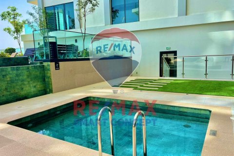 Apartment til leje i Al Reem Island, Abu Dhabi, UAE 2 soveværelser, 125.1 kvm № 516304 - foto 16
