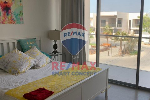 دوبلکس برای فروش در  Yas Island، Abu Dhabi، امارات متحده عربی  4 خوابه ، 715.9 متر مربع ، شماره 516303 - تصویر 5