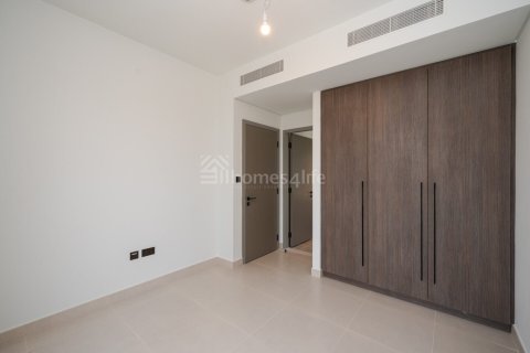 Townhouse de închiriat în Tilal Al Ghaf, Dubai, EAU 4 dormitoare, 240 mp. №735956 - poză 13