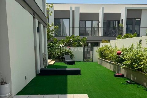 Townhouse de închiriat în Tilal Al Ghaf, Dubai, EAU 4 dormitoare, 240 mp. №735956 - poză 25