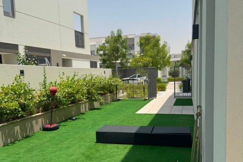 Townhouse de închiriat în Tilal Al Ghaf, Dubai, EAU 4 dormitoare, 240 mp. №735956 - poză 27