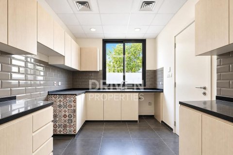 Vila u Dubai, UAE 6 spavaćih soba, 426.7 m2 Br. 766976 - fotografija 10