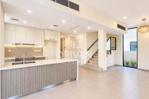 Dubai Hills Estate, Dubai, UAE의 판매용 빌라 침실 4개, 390.84제곱미터 번호 766975 - 사진 7