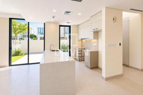 Dubai Hills Estate, Dubai, UAE의 판매용 빌라 침실 4개, 390.84제곱미터 번호 766975 - 사진 6