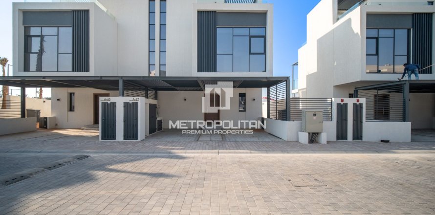 Rumah bandar di Al Marjan Island, Ras Al Khaimah, UAE 2 bilik tidur, 234 meter persegi № 664206