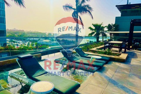 Apartament de închiriat în Corniche Road, Abu Dhabi, EAU 4 dormitoare, 219.2 mp.  №516181 - poză 7