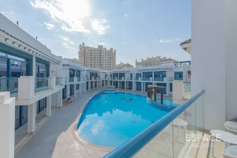 Adosado en venta en Palm Jumeirah, Dubai, EAU 4 dormitorios, 303 m2 № 661079 - foto 14