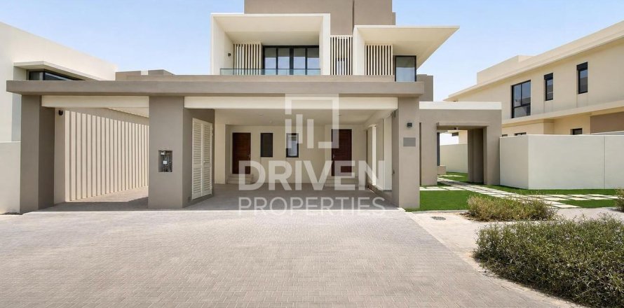 Villa in Jebel Ali, Dubai, VAE: 4 Schlafzimmer, 670.02 m2 Nr. 745325