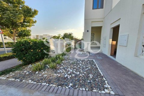 Villa Reem, Dubaijā, AAE 4 istabas, 333 m2 Nr. 639100 - attēls 17