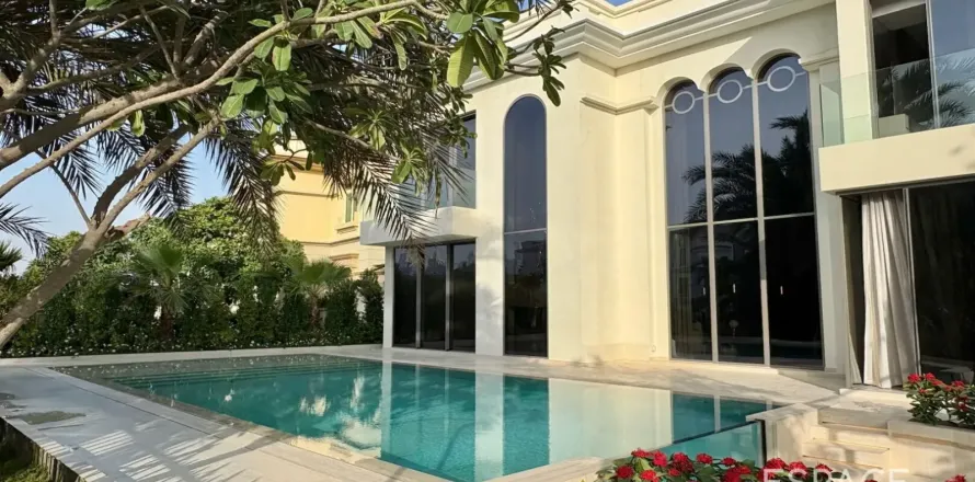 Jumeirah Islands, Dubai, UAE의 빌라 침실 5개, 526제곱미터 번호 661040