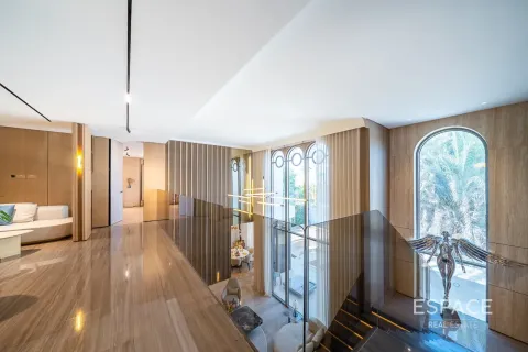 Jumeirah Islands, Dubai, UAE의 판매용 빌라 침실 5개, 526제곱미터 번호 661040 - 사진 15