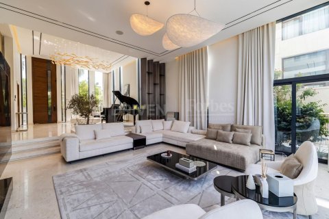 Villa en Jumeirah Park, Dubai, EAU 5 dormitorios, 540.79 m² № 758939