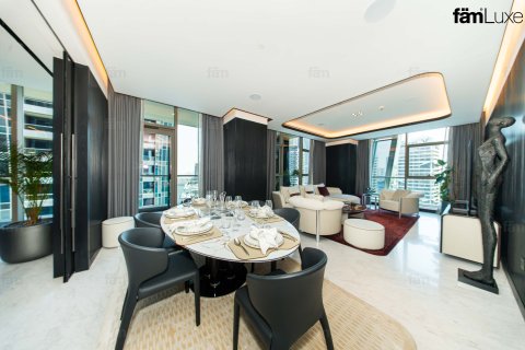 Apartamento en alquiler en Business Bay, Dubai, EAU 3 dormitorios, 240.8 m2 № 766492 - foto 25