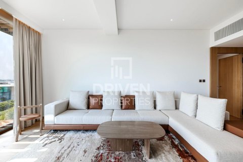 Huoneisto Jumeirah, Dubai, Arabiemiraatit 1 makuuhuone, 150.41 m2 № 761760 - kuva 9