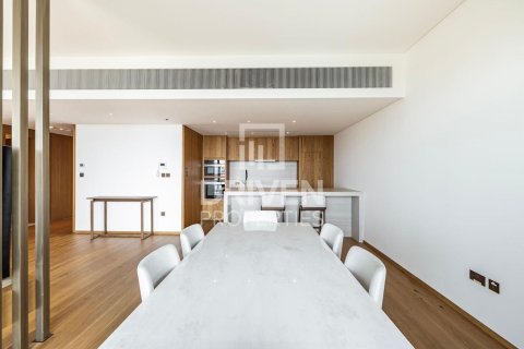 Huoneisto Jumeirah, Dubai, Arabiemiraatit 1 makuuhuone, 150.41 m2 № 761760 - kuva 16