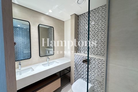Apartment in Mina Rashid, Dubai, UAE 2 bedrooms, 115.26010695 sq.m. № 703156 - photo 4